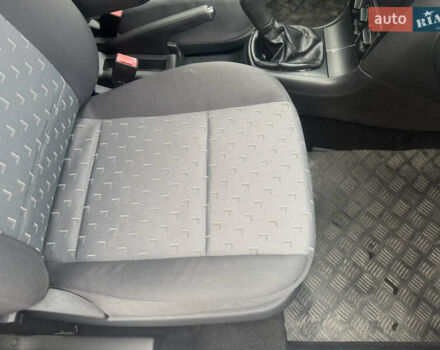 Серый Шкода Октавия, объемом двигателя 1.6 л и пробегом 235 тыс. км за 5299 $, фото 38 на Automoto.ua