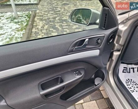 Серый Шкода Октавия, объемом двигателя 1.6 л и пробегом 187 тыс. км за 6450 $, фото 51 на Automoto.ua