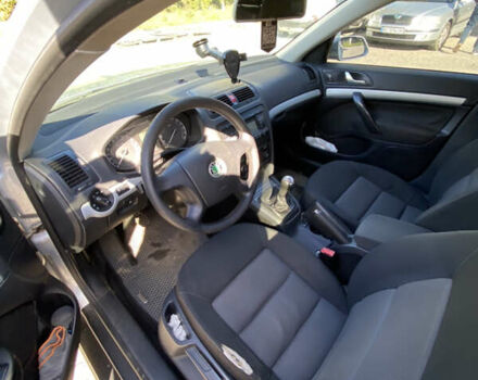 Сірий Шкода Октавія, об'ємом двигуна 1.6 л та пробігом 348 тис. км за 5100 $, фото 7 на Automoto.ua