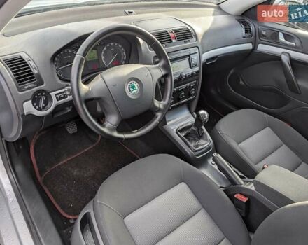 Сірий Шкода Октавія, об'ємом двигуна 1.6 л та пробігом 177 тис. км за 7250 $, фото 26 на Automoto.ua