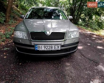 Серый Шкода Октавия, объемом двигателя 1.6 л и пробегом 300 тыс. км за 6199 $, фото 7 на Automoto.ua