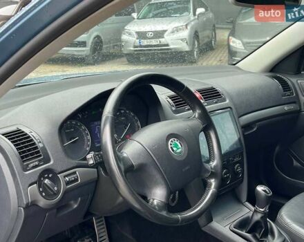 Сірий Шкода Октавія, об'ємом двигуна 1.6 л та пробігом 340 тис. км за 6440 $, фото 12 на Automoto.ua