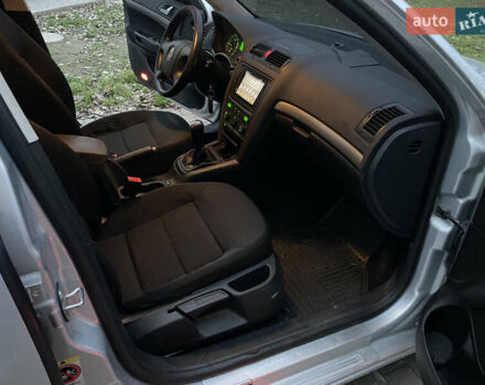 Сірий Шкода Октавія, об'ємом двигуна 1.97 л та пробігом 190 тис. км за 5800 $, фото 11 на Automoto.ua