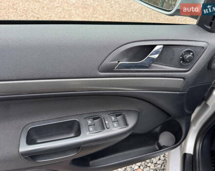 Серый Шкода Октавия, объемом двигателя 1.6 л и пробегом 190 тыс. км за 6390 $, фото 57 на Automoto.ua