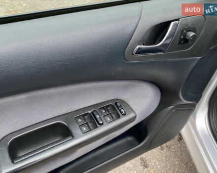 Серый Шкода Октавия, объемом двигателя 1.6 л и пробегом 275 тыс. км за 5500 $, фото 20 на Automoto.ua