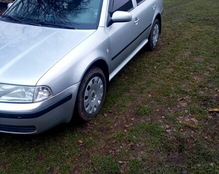 Серый Шкода Октавия, объемом двигателя 1.6 л и пробегом 226 тыс. км за 5000 $, фото 3 на Automoto.ua