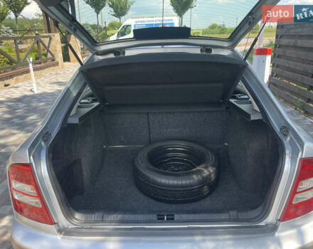 Сірий Шкода Октавія, об'ємом двигуна 1.6 л та пробігом 275 тис. км за 6200 $, фото 5 на Automoto.ua