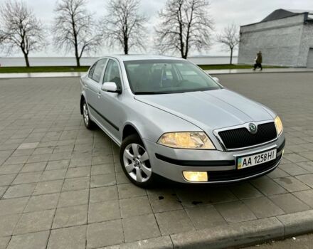 Серый Шкода Октавия, объемом двигателя 2 л и пробегом 285 тыс. км за 4999 $, фото 1 на Automoto.ua