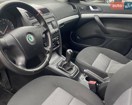 Серый Шкода Октавия, объемом двигателя 1.6 л и пробегом 193 тыс. км за 6300 $, фото 11 на Automoto.ua