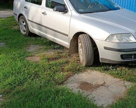 Серый Шкода Октавия, объемом двигателя 1.6 л и пробегом 204 тыс. км за 4900 $, фото 2 на Automoto.ua