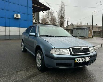 Серый Шкода Октавия, объемом двигателя 1.6 л и пробегом 190 тыс. км за 3900 $, фото 2 на Automoto.ua