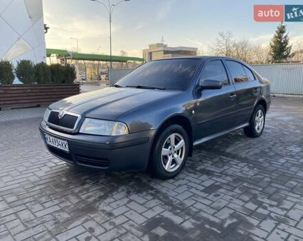 Сірий Шкода Октавія, об'ємом двигуна 1.9 л та пробігом 260 тис. км за 4000 $, фото 2 на Automoto.ua