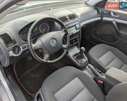 Сірий Шкода Октавія, об'ємом двигуна 1.6 л та пробігом 177 тис. км за 7250 $, фото 22 на Automoto.ua