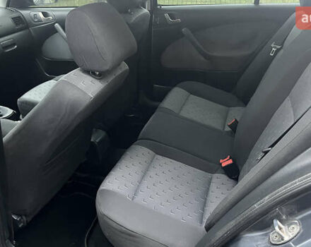 Серый Шкода Октавия, объемом двигателя 1.6 л и пробегом 250 тыс. км за 3500 $, фото 3 на Automoto.ua