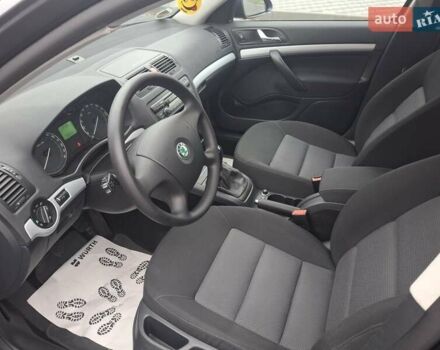 Сірий Шкода Октавія, об'ємом двигуна 1.6 л та пробігом 139 тис. км за 7990 $, фото 35 на Automoto.ua