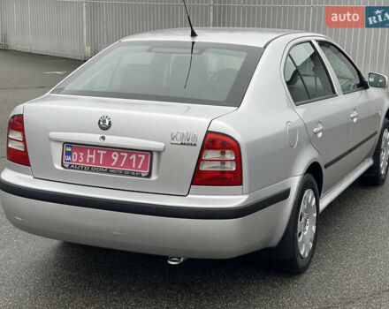 Сірий Шкода Октавія, об'ємом двигуна 1.6 л та пробігом 238 тис. км за 5999 $, фото 4 на Automoto.ua