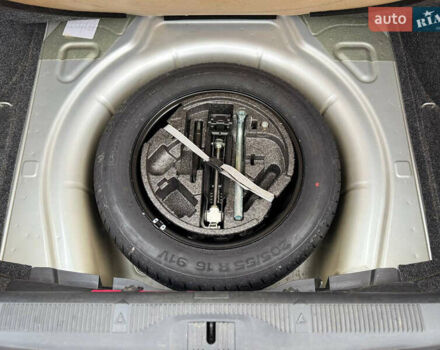 Серый Шкода Октавия, объемом двигателя 1.6 л и пробегом 190 тыс. км за 6390 $, фото 50 на Automoto.ua