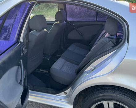 Сірий Шкода Октавія, об'ємом двигуна 1.6 л та пробігом 360 тис. км за 4499 $, фото 23 на Automoto.ua