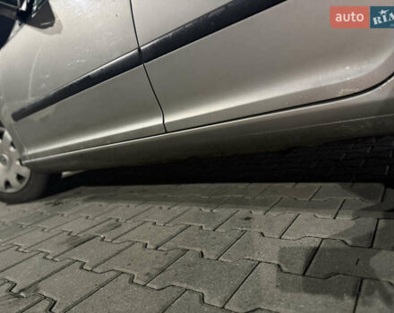 Серый Шкода Октавия, объемом двигателя 1.9 л и пробегом 300 тыс. км за 2850 $, фото 7 на Automoto.ua