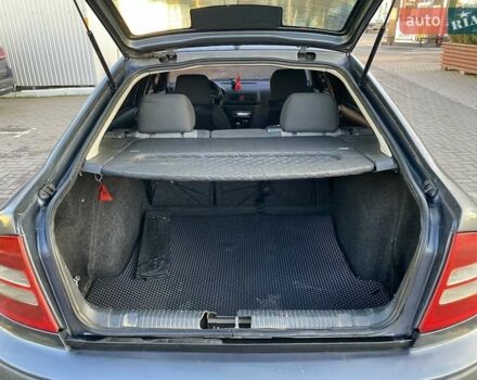 Сірий Шкода Октавія, об'ємом двигуна 1.9 л та пробігом 260 тис. км за 4000 $, фото 17 на Automoto.ua