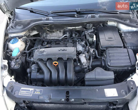 Шкода Октавия 2008 в Тульчине на Automoto.ua Серый Шкода Октавия, объемом двигателя 1.98 л и пробегом 244 тыс. км за 5900 $, фото 12 на Automoto.ua