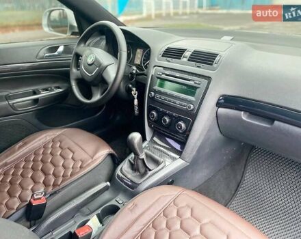 Сірий Шкода Октавія, об'ємом двигуна 1.6 л та пробігом 212 тис. км за 6950 $, фото 13 на Automoto.ua