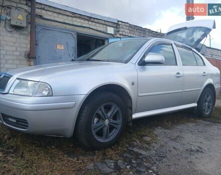 Серый Шкода Октавия, объемом двигателя 1.6 л и пробегом 153 тыс. км за 6500 $, фото 1 на Automoto.ua