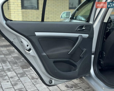 Серый Шкода Октавия, объемом двигателя 1.6 л и пробегом 164 тыс. км за 6400 $, фото 16 на Automoto.ua