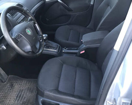 Шкода Октавия 2008 в Тульчине на Automoto.ua Серый Шкода Октавия, объемом двигателя 1.98 л и пробегом 244 тыс. км за 5900 $, фото 8 на Automoto.ua