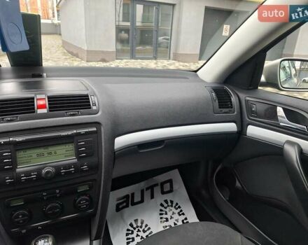 Серый Шкода Октавия, объемом двигателя 1.6 л и пробегом 187 тыс. км за 6450 $, фото 57 на Automoto.ua