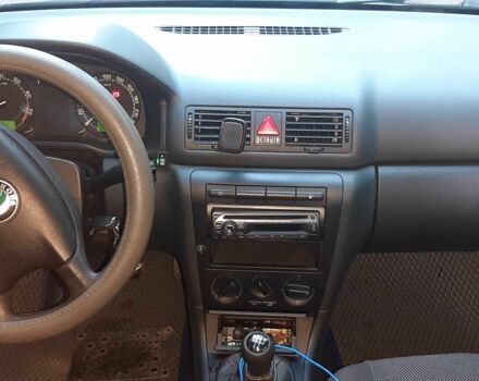 Серый Шкода Октавия, объемом двигателя 1.6 л и пробегом 315 тыс. км за 5000 $, фото 7 на Automoto.ua