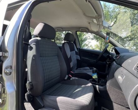 Серый Шкода Октавия, объемом двигателя 1.6 л и пробегом 150 тыс. км за 5500 $, фото 3 на Automoto.ua