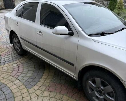 Сірий Шкода Октавія, об'ємом двигуна 2 л та пробігом 300 тис. км за 3500 $, фото 1 на Automoto.ua
