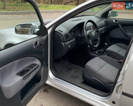 Серый Шкода Октавия, объемом двигателя 1.6 л и пробегом 275 тыс. км за 5500 $, фото 17 на Automoto.ua