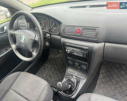 Серый Шкода Октавия, объемом двигателя 1.6 л и пробегом 235 тыс. км за 5299 $, фото 40 на Automoto.ua