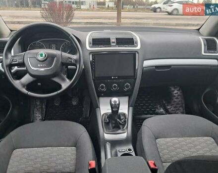 Сірий Шкода Октавія, об'ємом двигуна 1.6 л та пробігом 198 тис. км за 5899 $, фото 14 на Automoto.ua