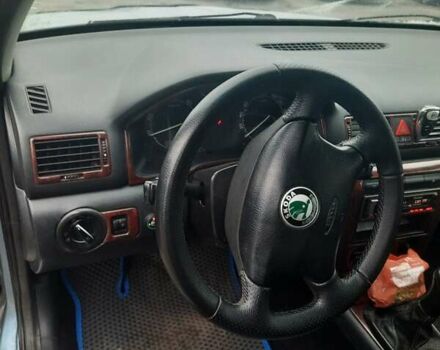 Сірий Шкода Октавія, об'ємом двигуна 1.6 л та пробігом 256 тис. км за 6600 $, фото 9 на Automoto.ua