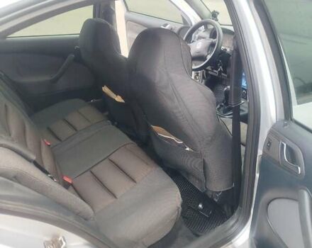 Серый Шкода Октавия, объемом двигателя 1.6 л и пробегом 195 тыс. км за 7200 $, фото 2 на Automoto.ua