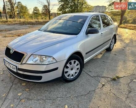 Серый Шкода Октавия, объемом двигателя 1.6 л и пробегом 325 тыс. км за 5500 $, фото 14 на Automoto.ua