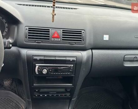 Серый Шкода Октавия, объемом двигателя 1.6 л и пробегом 188 тыс. км за 5900 $, фото 9 на Automoto.ua