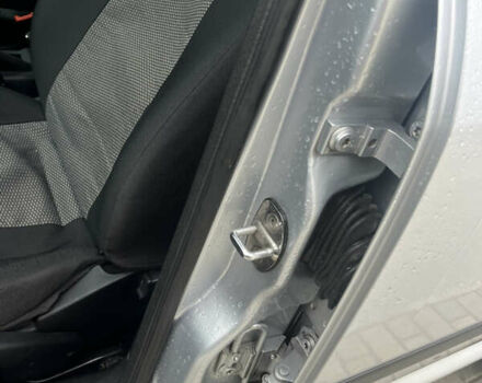 Серый Шкода Октавия, объемом двигателя 1.78 л и пробегом 256 тыс. км за 7500 $, фото 4 на Automoto.ua