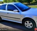 Серый Шкода Октавия, объемом двигателя 1.6 л и пробегом 225 тыс. км за 5000 $, фото 1 на Automoto.ua