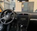 Серый Шкода Октавия, объемом двигателя 1.6 л и пробегом 245 тыс. км за 5500 $, фото 4 на Automoto.ua