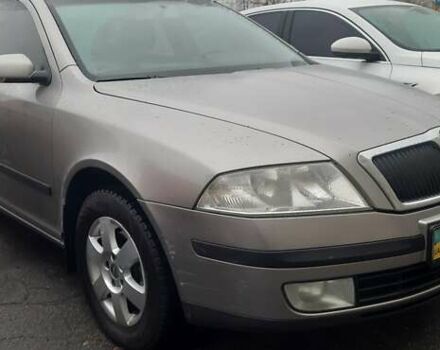 Серый Шкода Октавия, объемом двигателя 1.6 л и пробегом 247 тыс. км за 4750 $, фото 2 на Automoto.ua