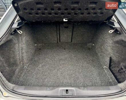 Сірий Шкода Октавія, об'ємом двигуна 2 л та пробігом 246 тис. км за 5999 $, фото 36 на Automoto.ua