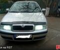 Серый Шкода Октавия, объемом двигателя 1.6 л и пробегом 186 тыс. км за 5500 $, фото 1 на Automoto.ua