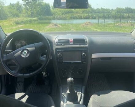 Шкода Октавия 2008 в Полонном на Automoto.ua Серый Шкода Октавия, объемом двигателя 1.6 л и пробегом 404 тыс. км за 6500 $, фото 15 на Automoto.ua