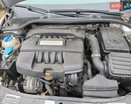 Серый Шкода Октавия, объемом двигателя 1.6 л и пробегом 198 тыс. км за 7000 $, фото 1 на Automoto.ua