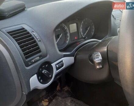 Серый Шкода Октавия, объемом двигателя 1.6 л и пробегом 283 тыс. км за 5800 $, фото 14 на Automoto.ua