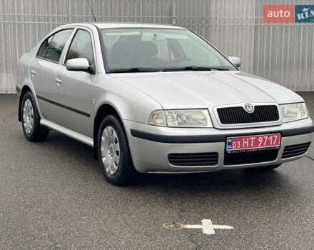 Сірий Шкода Октавія, об'ємом двигуна 1.6 л та пробігом 238 тис. км за 5999 $, фото 2 на Automoto.ua